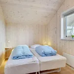 Flicka - 275m From The Sea By Interhome
